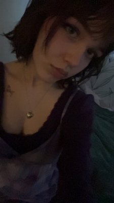  Ööö ööö me and my gf need new friends 🙏🙂‍↕️ olen tosi huvittava tyyppi ja sillee yes yes kyllä:)