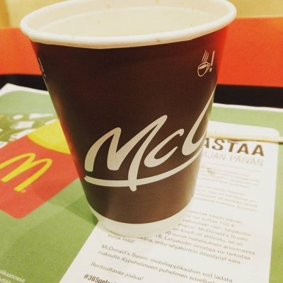 Morning latte :D 
#latte #mcdonalds #morning #mccafe #chilling #delicious #yesfilter