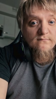 Heip! Jos kaipaat seuraa, tule laittaa viestiä vaikka snäppiin! 😌