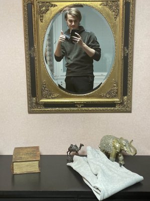 Tuli iha tyhjästä tämä sivu mieleen ja muistin jopa tunnukset. nauratti kattoo millanen jonne olin aikoinaan :D ja en aijo poistaakkaa vanhoi kuvii koska hyvä nostalgia :D