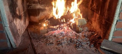 Sauna ja takka lämmittää 