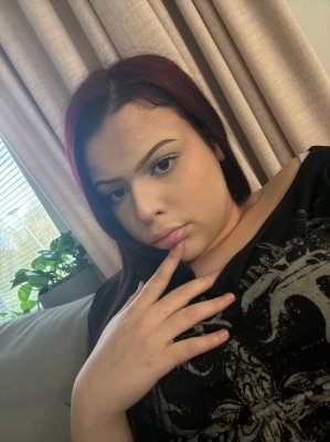Kik: M3ltsuu Telegram: @meltsukka