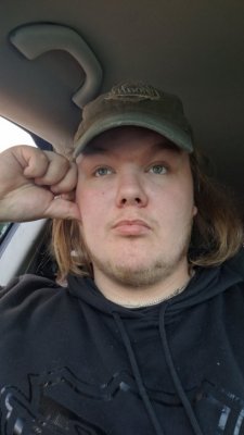 Jos sitä joskus uutta kuvaa tännekkii, saa tulla juttelee