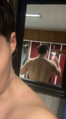  Mikä meininki ;)?  Tulkaa chättiin tai kikkiin jos o tylsää