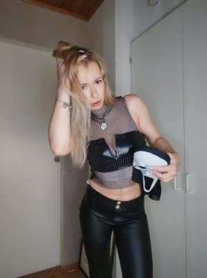 Jee halloween lähestyy ja mulla on jo vaikka mitä ideoita! 😈 Vietätkö sä halloweenia? 😘 
