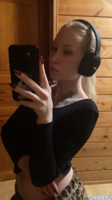 väsyttääää, onneks viikonloppu 