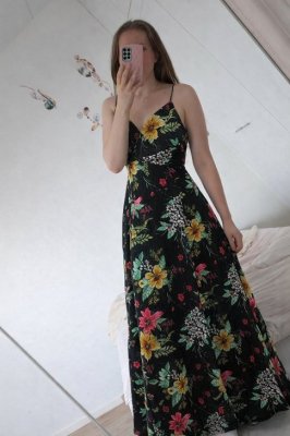  Uusi mekko  tuli ostettu 