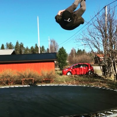 Now, over here we can see a wild Roope trying to do tricks on trampoline but he is failing hard. #trampoline  #flips #freerunner #parkourist #lovely #sinappivoltti #drummer #fail