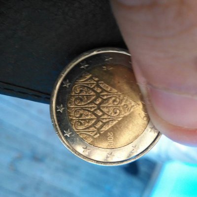 Illuminati confirmed xD 
#coin #cash #euro #two #2euro #illuminati #triagle #finland #1809