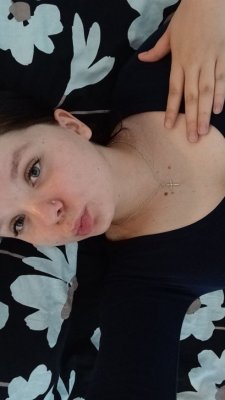 <3